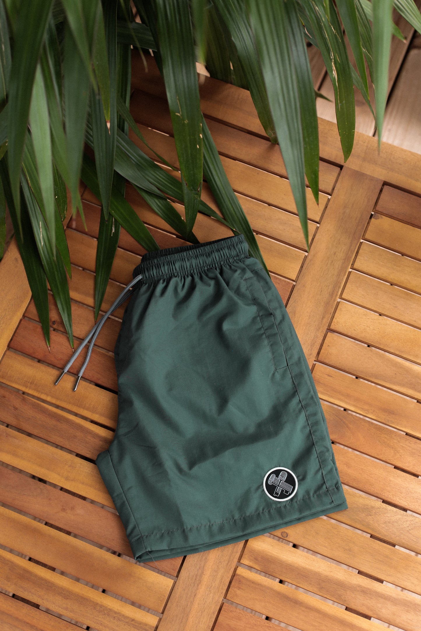 THE BEACH SHORTS