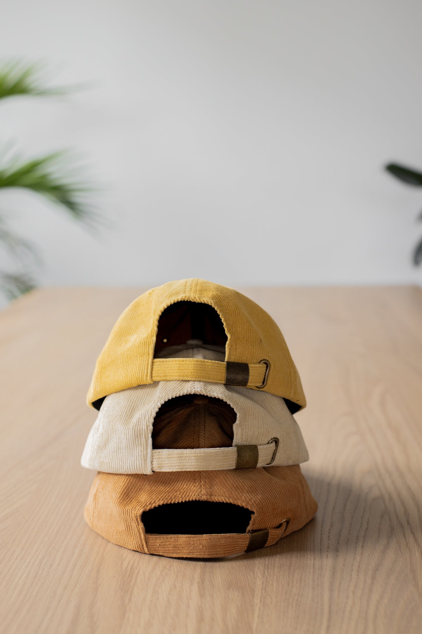 THE CORDUROY 6-PANEL