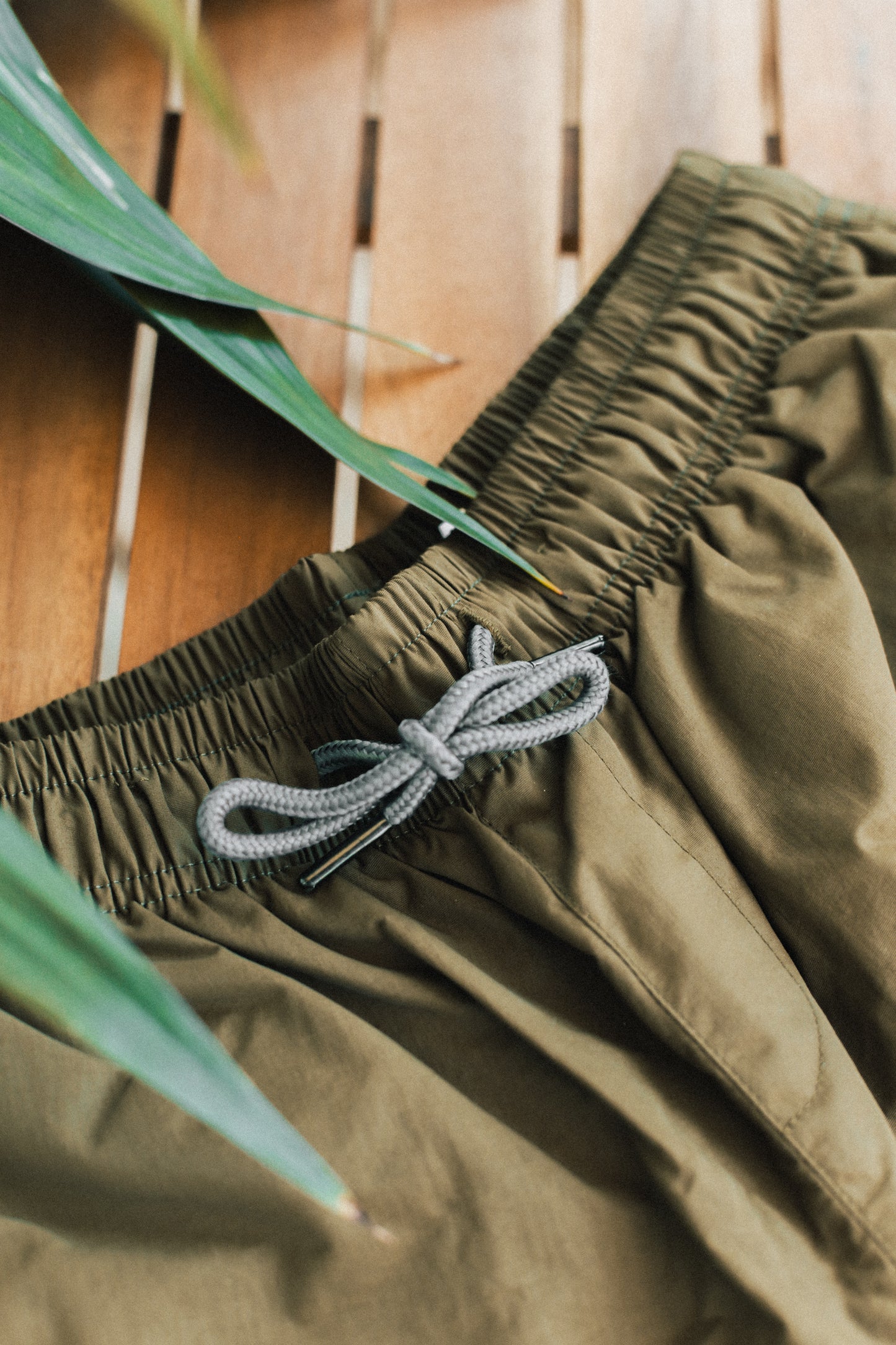 THE BEACH SHORTS